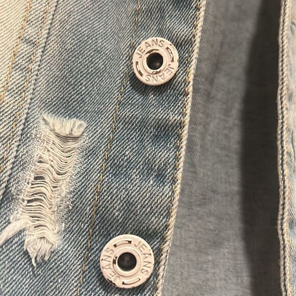 Pearls Jean vest  - Picture 9 of 14